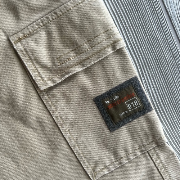 Abercrombie Kids Uniform Girls Paratroop Cargo Bootcut Khakis Girls Size 16 - Picture 5 of 10